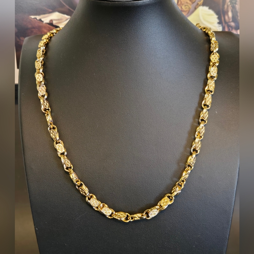 Golden unique link 24" necklace...25104